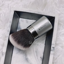 IT Cosmetics 123 Airbrush Blurring Kabuki Powder / Bronzer Brush New w/ defects