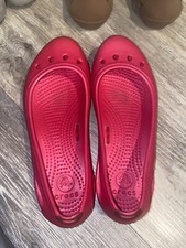 Crocs Girl's Size 6 PINK Slippers with Cut Outs on Toes and Heels Rare Style