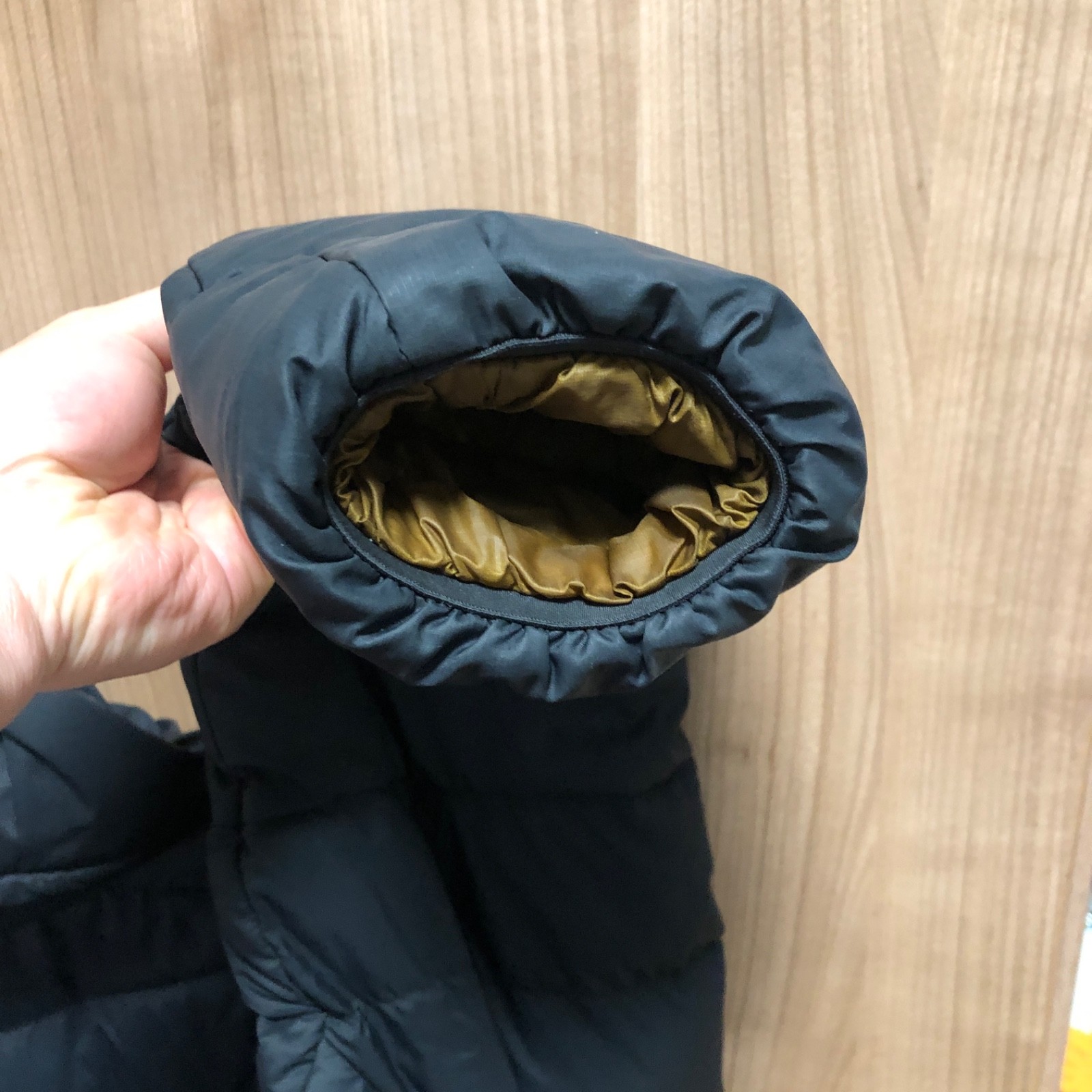 Arcteryx Thorium hoody down jacket Dark magic jacket UK M RRP450 750 goose down image 2
