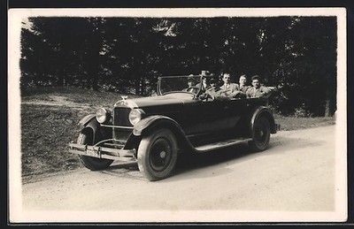 Foto-AK Auto Hupmobile 1927, Herren bei einem Ausflug in Kopenhagen 