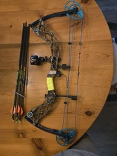 Bowtech Eva Shockey SS 50# compound bow right hand Gen 1