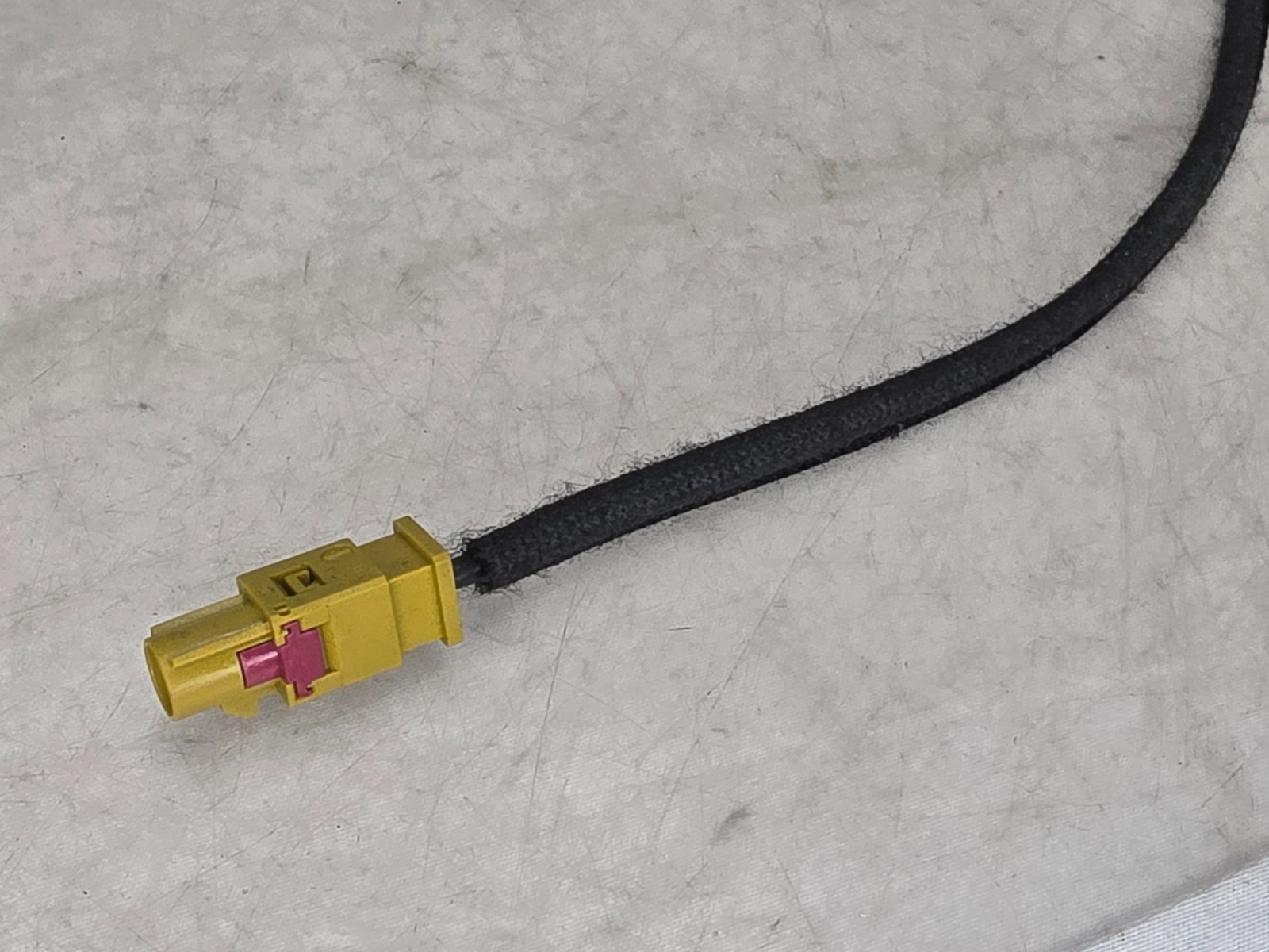 Maserati Quattroporte 2014-2017 Antenna