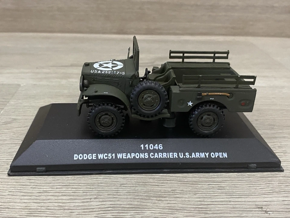 Sun Star 1:43 11046 Dodge WC51 porta-armas exército dos EUA aberto em exibição - Imagem 2 de 4