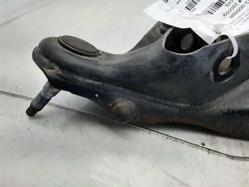 2009-2013 FORD EXPEDITION Passenger Right Lower Control Arm Front  9L343042AB - Imagem 4 de 4