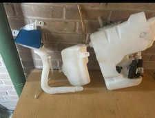 Produktbild - Wischwasserbehälter Mercedes-Benz W211 A2118601560
