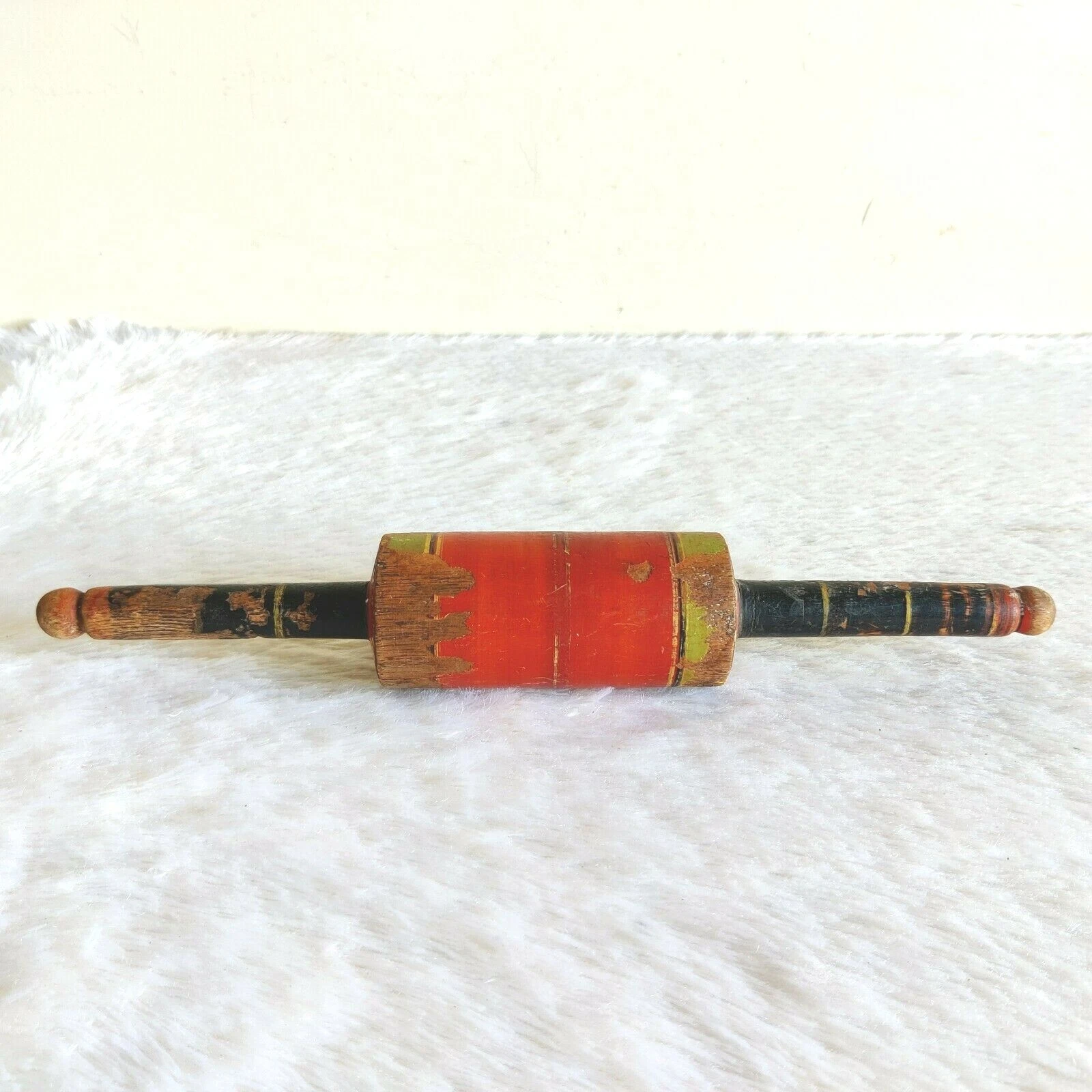 Vintage Primitive Handmade Lacquered Tortilla Bread Bakers Wooden Rolling Pin 48
Opens in a new wind