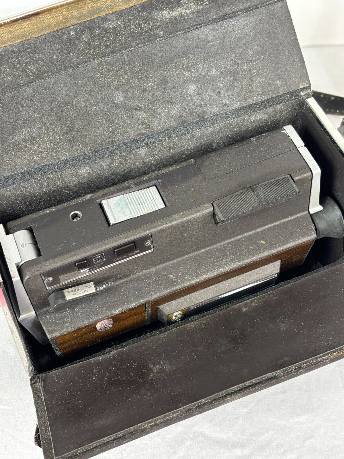 Foto 10 di 15