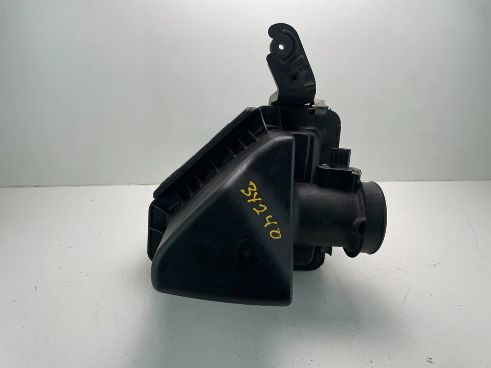 2008-2009 FORD FOCUS 2.0L AIR CLEANER FILTER BOX ASSEMBLY OEM, 8S43-9C662-AM - Image 2 of 4