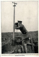 Deutscher Beobachter an einer Wetterfahne ( Gaswolken ) c.1917
