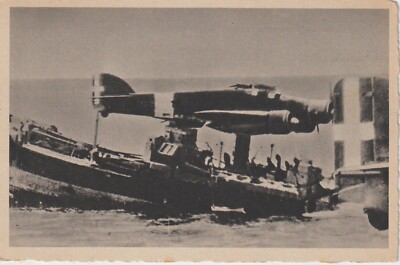 1942 AVIATION TORPEDO TRAINING AFTER HITTING ENEMY SHIP TO DEATH