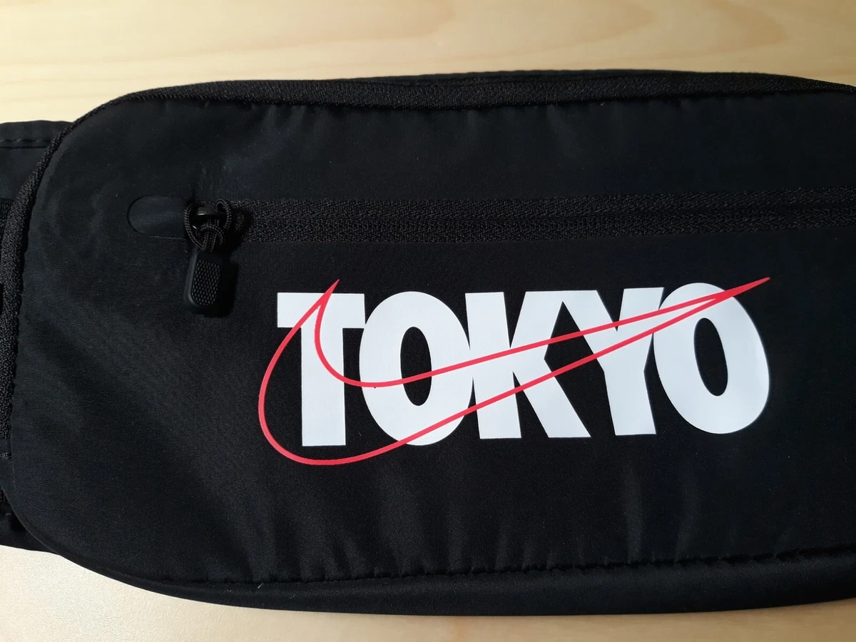 Nike Tokyo Hip Fanny Waist Pack Black Zip Pockets Adjustable