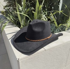 NWT Women  s Black Handcrafted Western Hat with Decorative Band OS
