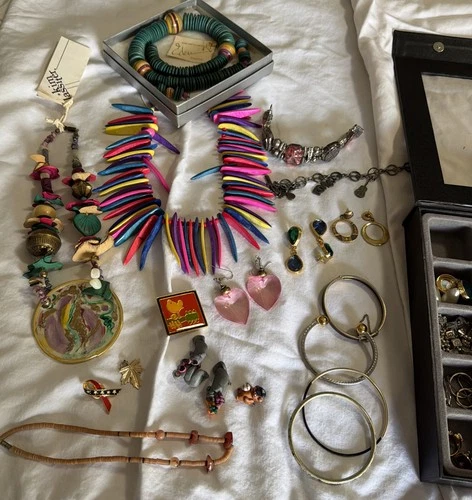HUGE Estate Vintage to Modern Mixed Costume Jewelry Lot Wearable