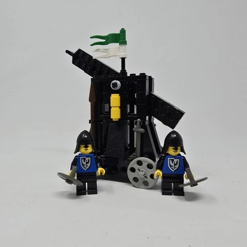 Lego Castle: Black Falcon’s Catapult 6030 99% Complete Vintage