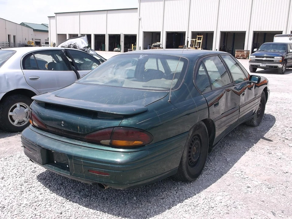 Used Front Grille fits: 1997 Pontiac Bonneville SSE Front Grade A — 第 4/4 张图片