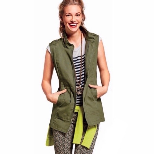 CAbi Explorer Vest Size Small Olive 