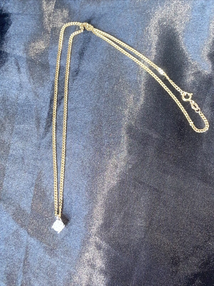0.75ct Diamond pendant with gold chain. - Image 4 of 4