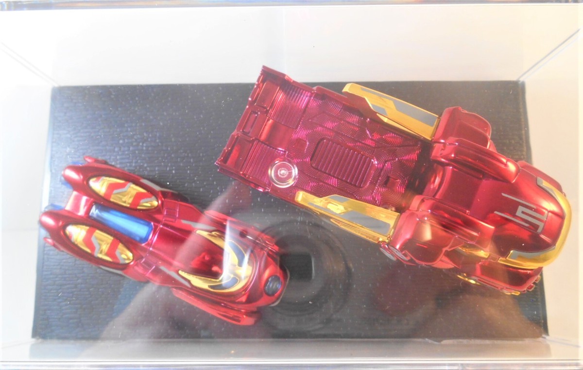 HOT WHEELS 2017 RLC MARVEL IRON MAN & HULKBUSTER CHARACTER