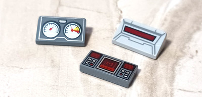 New LEGO Star Wars Controls Lot of 3 Card Slot Speedometer HELM 3 Screens Dark