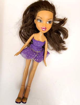 Bratz Passion 4 Fashion YASMIN Doll in Purple Dress with Purple Gold Heel Shoes