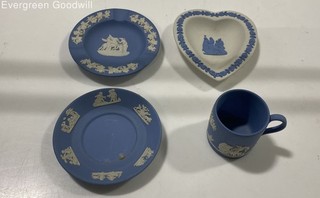 3 VTG Ceramic Pieces by Wedgewood