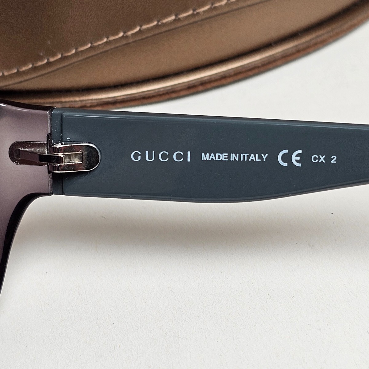Gucci Sunglasses 2006 Vintage Grey Wrap Green GG 1632/S MFBN3