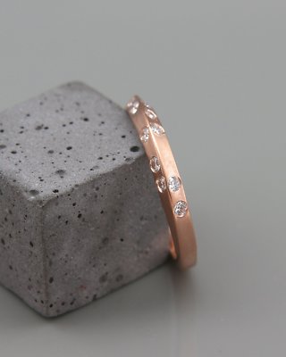 1Ct Round Cut Simulated Diamond Knife Edge Unique Band 14K Rose Gold Plated