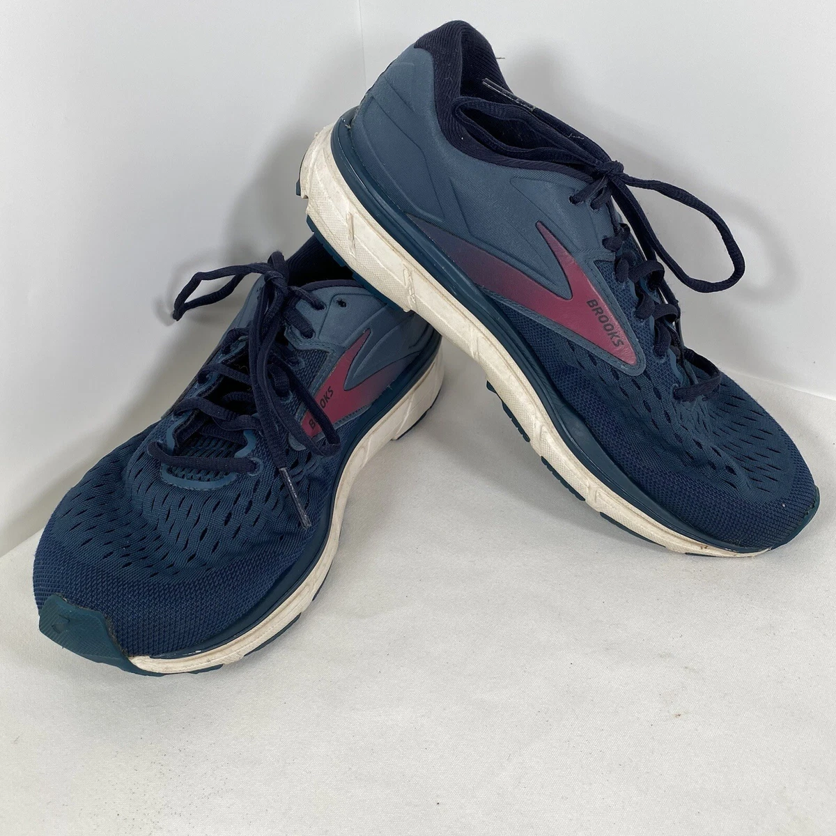 Brooks dyad 5 womens on sale blue