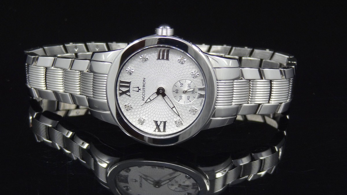 Accutron Bulova 26P10 Marsella Diamond Dial Silver Tone  display picture 1