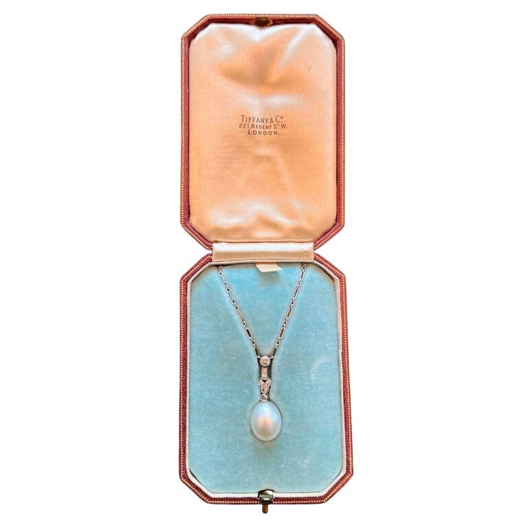 Art Deco circa 1920 Tiffany & Co. Regent Street Platinum Diamond