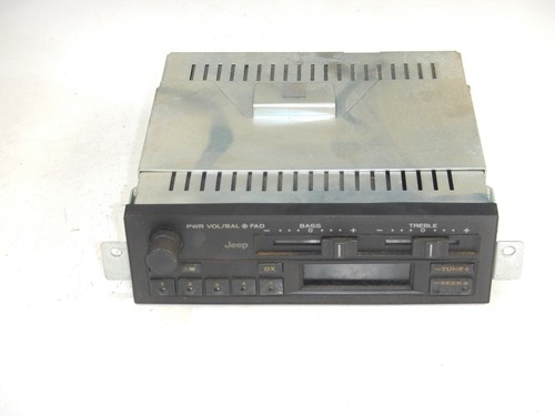 Jeep Stock Radio AM FM 56003018 FREE 