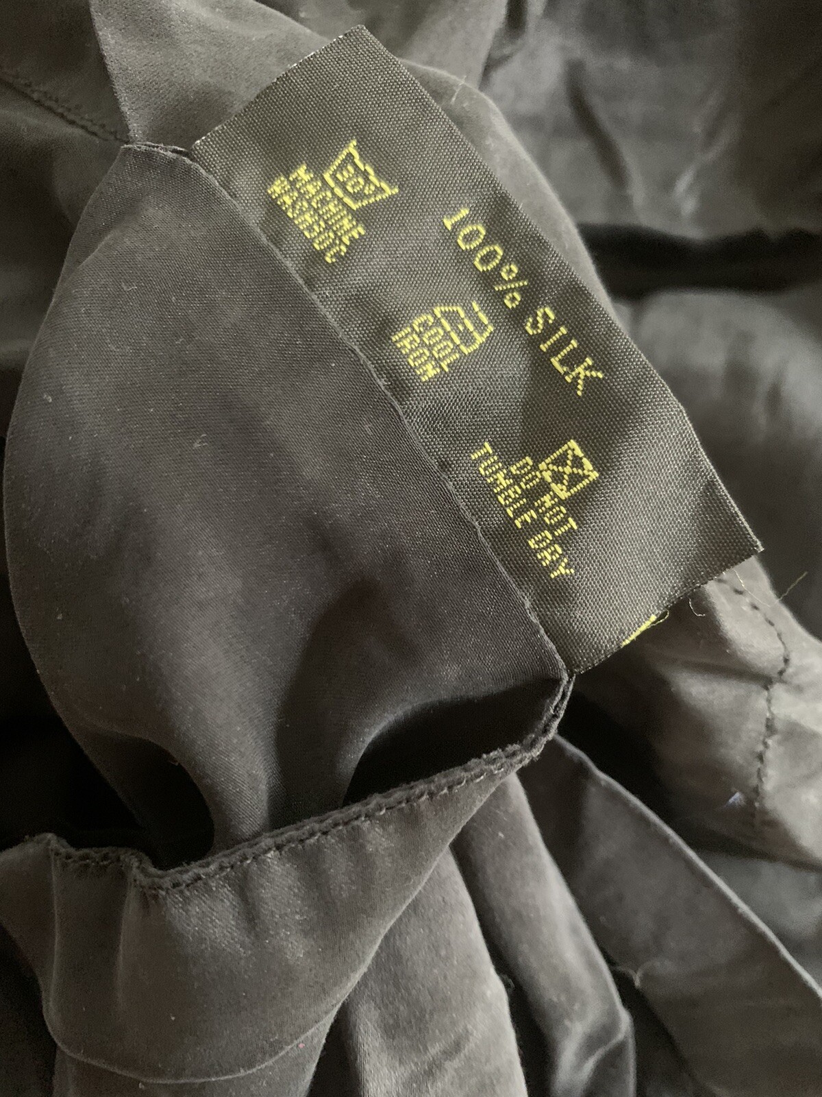 Pair of Jasmine Silk Oxford Silk Pillow Case Black RRP£65 matte black