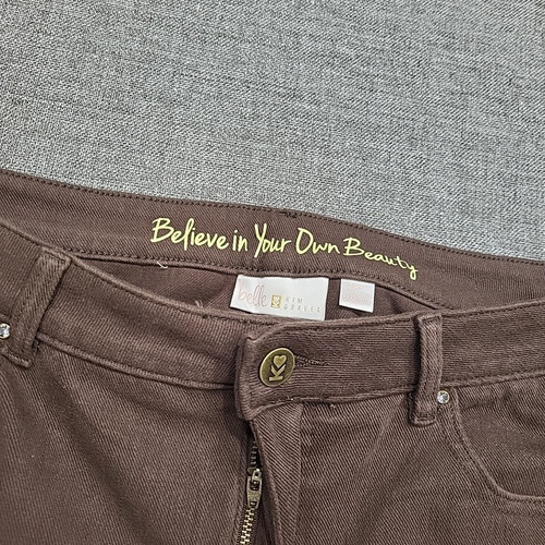 Belle by Kim Gravel Flexibelle Boot Cut Jeans w Pockets Petite Size 14P Espresso - Picture 7 of 12