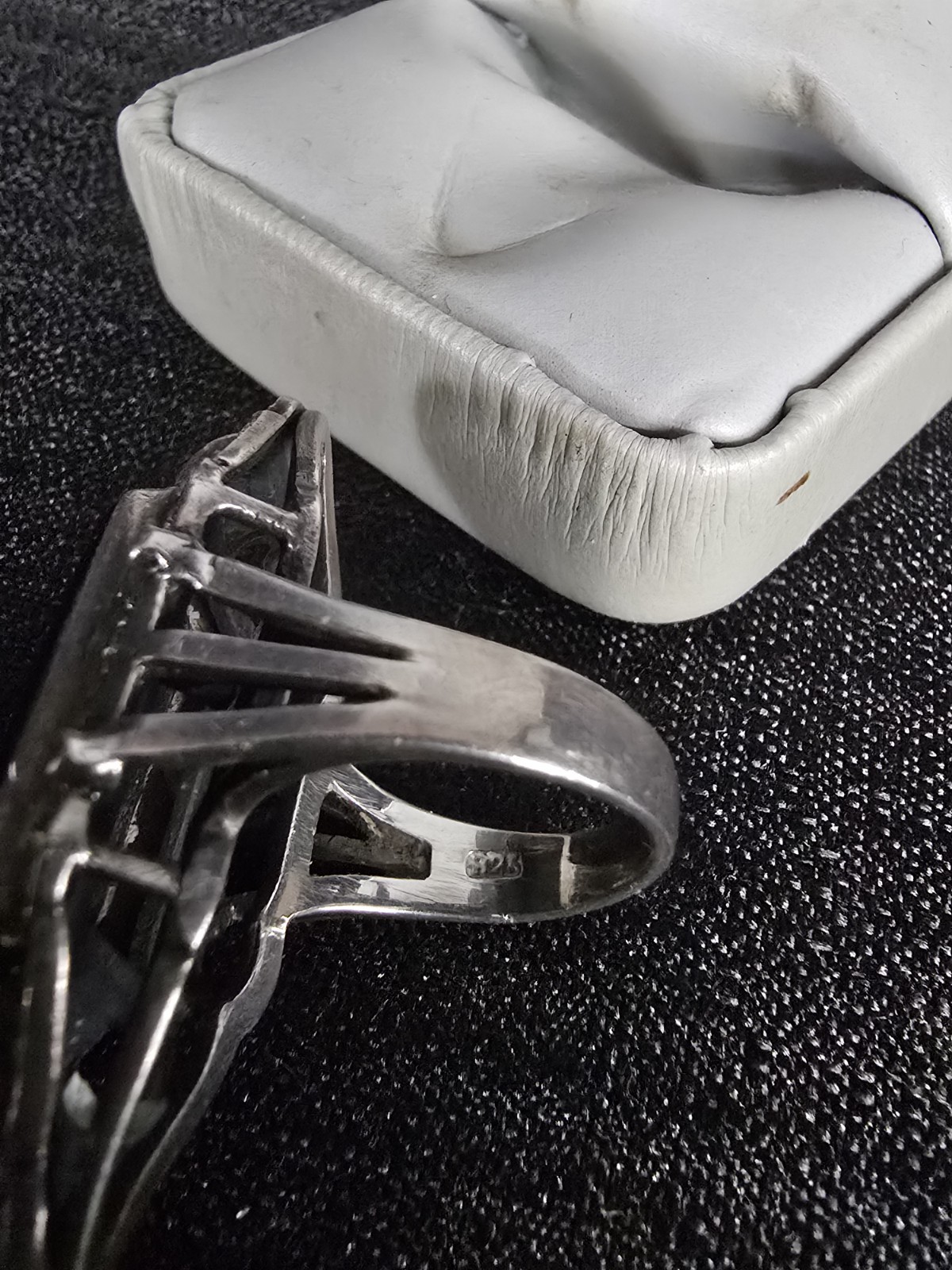 Vintage Silver Ring (925) - image 3