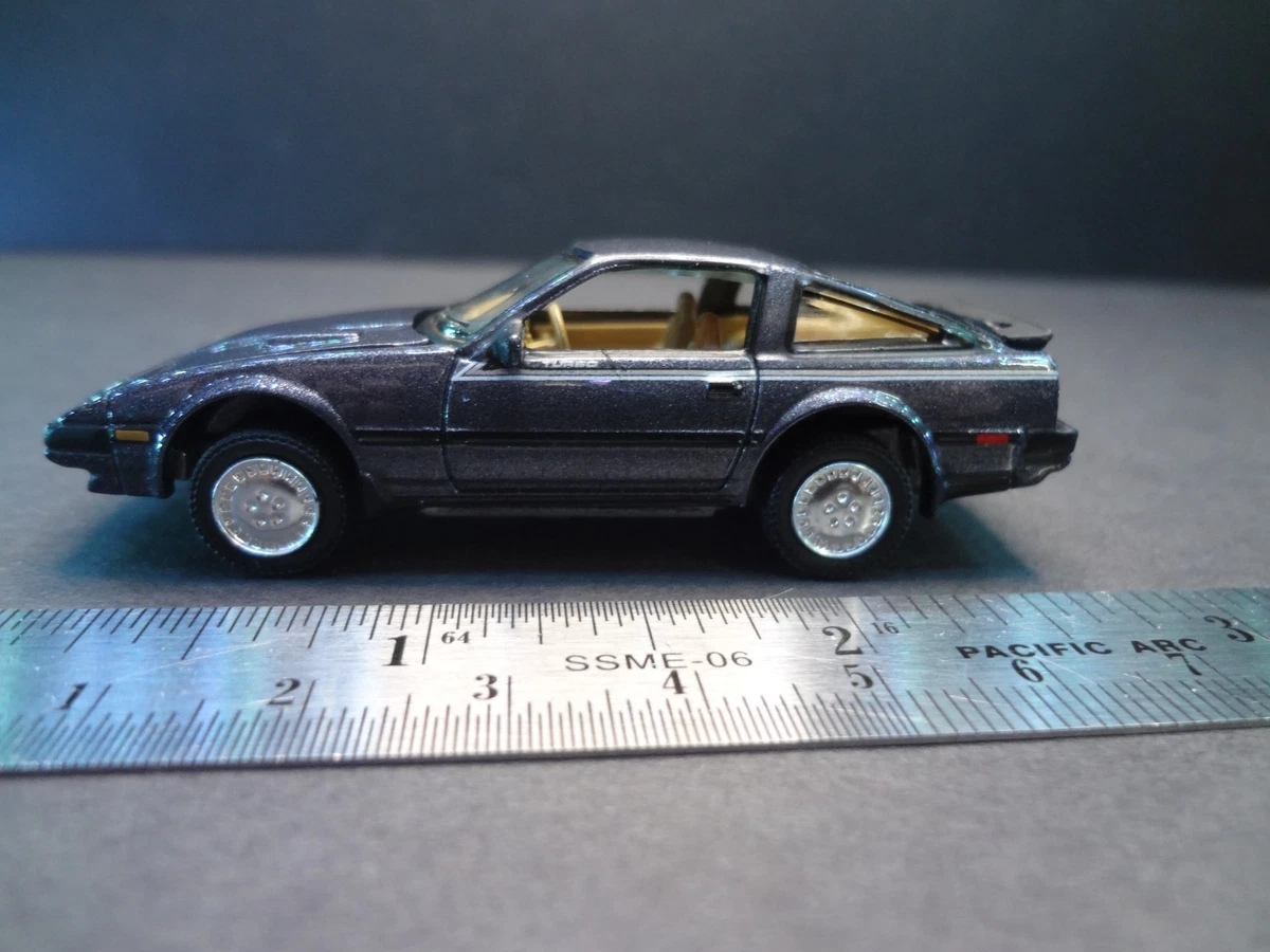 Johnny Lightning 1984 Nissan 300ZX Turbo purple gray - Loose 1:64