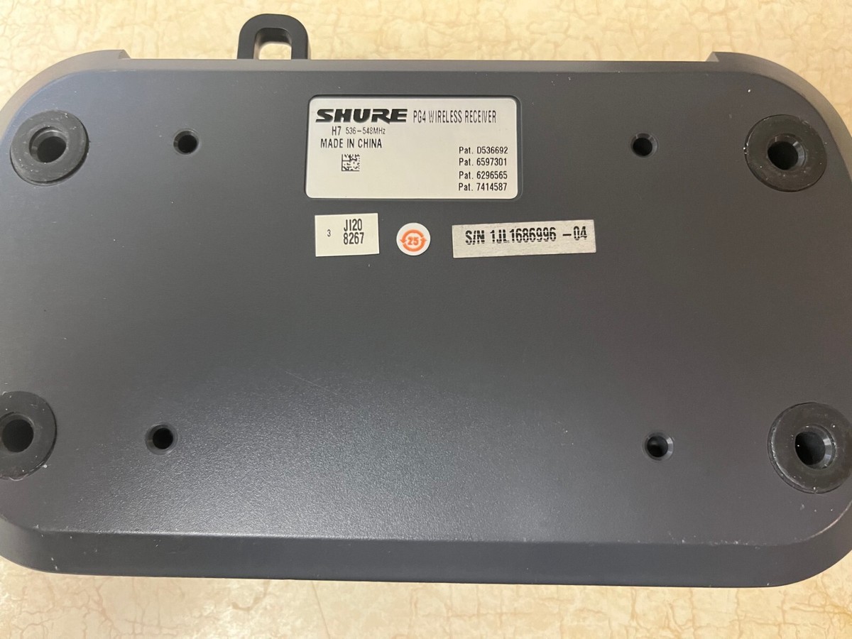 SHURE ( シュアー ) pg4　ワイヤレス受信機 Shure PG4 Wireless Receiver ONLY w/ Power Supply + Mic Cable