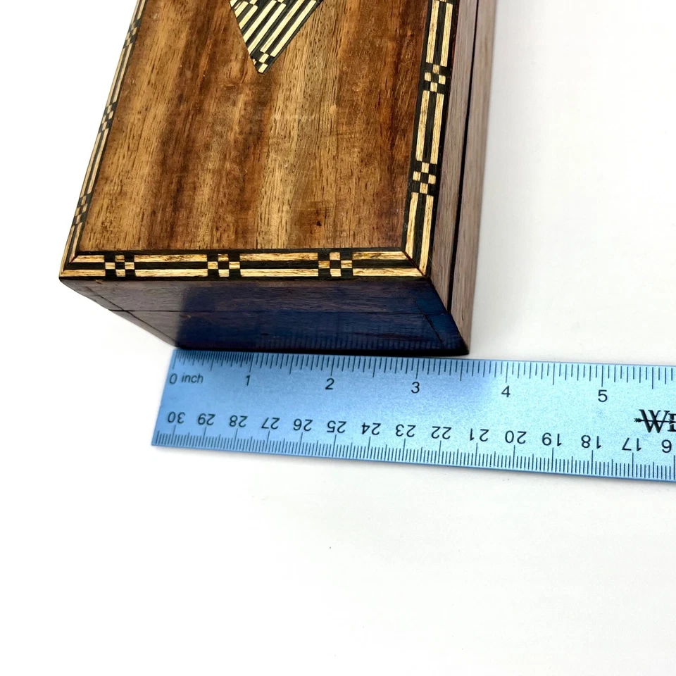 Vintage Inlaid Wood Hinged Box Trinket Jewelry Storage Decorative Box - Image 3 of 4