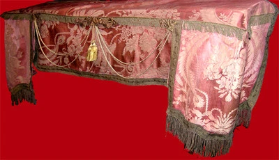 19TH CENTURY FIREPLACE SHAWL - Image 1 of 4