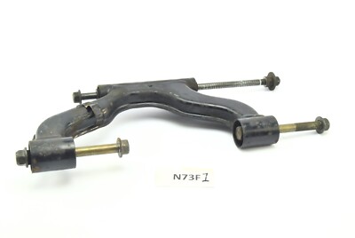 Yamaha VP 300 Versity SH01 BJ 2002 - Engine mount engine mount N73F1