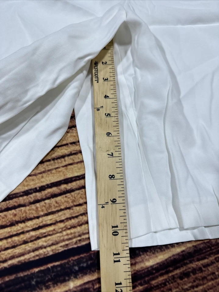 Bermudas Alfani Plus para mujer 2XL - blancas Foto 3 de 4