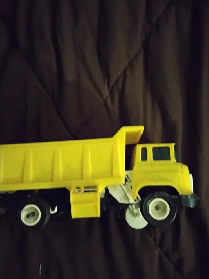 Camión dup Mattel 1966 vintage con control remoto... plástico vintage sin control remoto Foto 2 de 4
