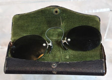 Antique Smoky Pince Nez Rimless Eyeglasses Grey Sunglasses w/Case Civil War Vtg