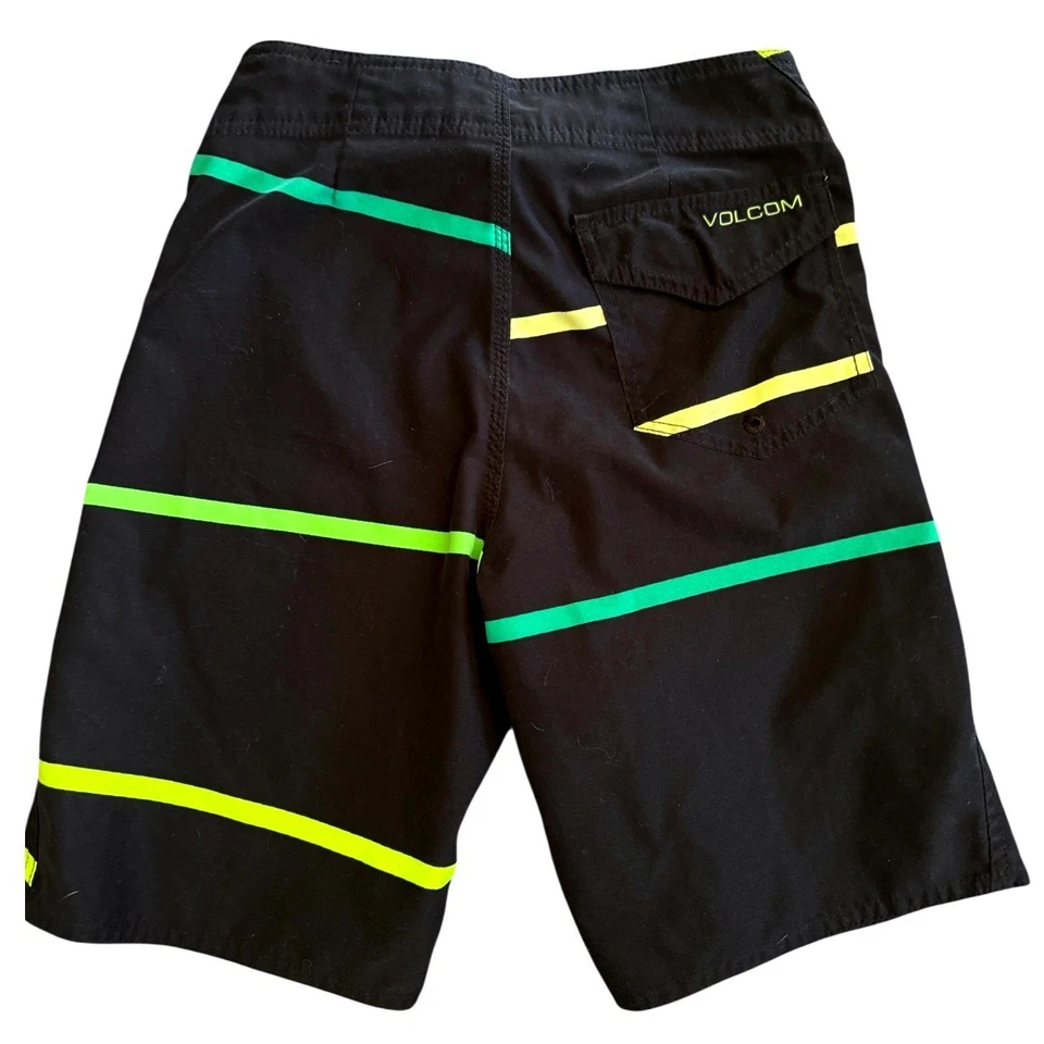 Volcom Board Shorts Boys Swim Trunks Striped Surf Beach Black Size 16R - Image 2 of 4