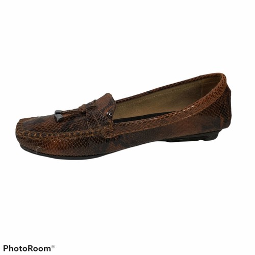 Mocasines St. John's Bay para mujer con borlas talla 8,5 M cuero marrón piel de serpiente planos - Imagen 9 de 11