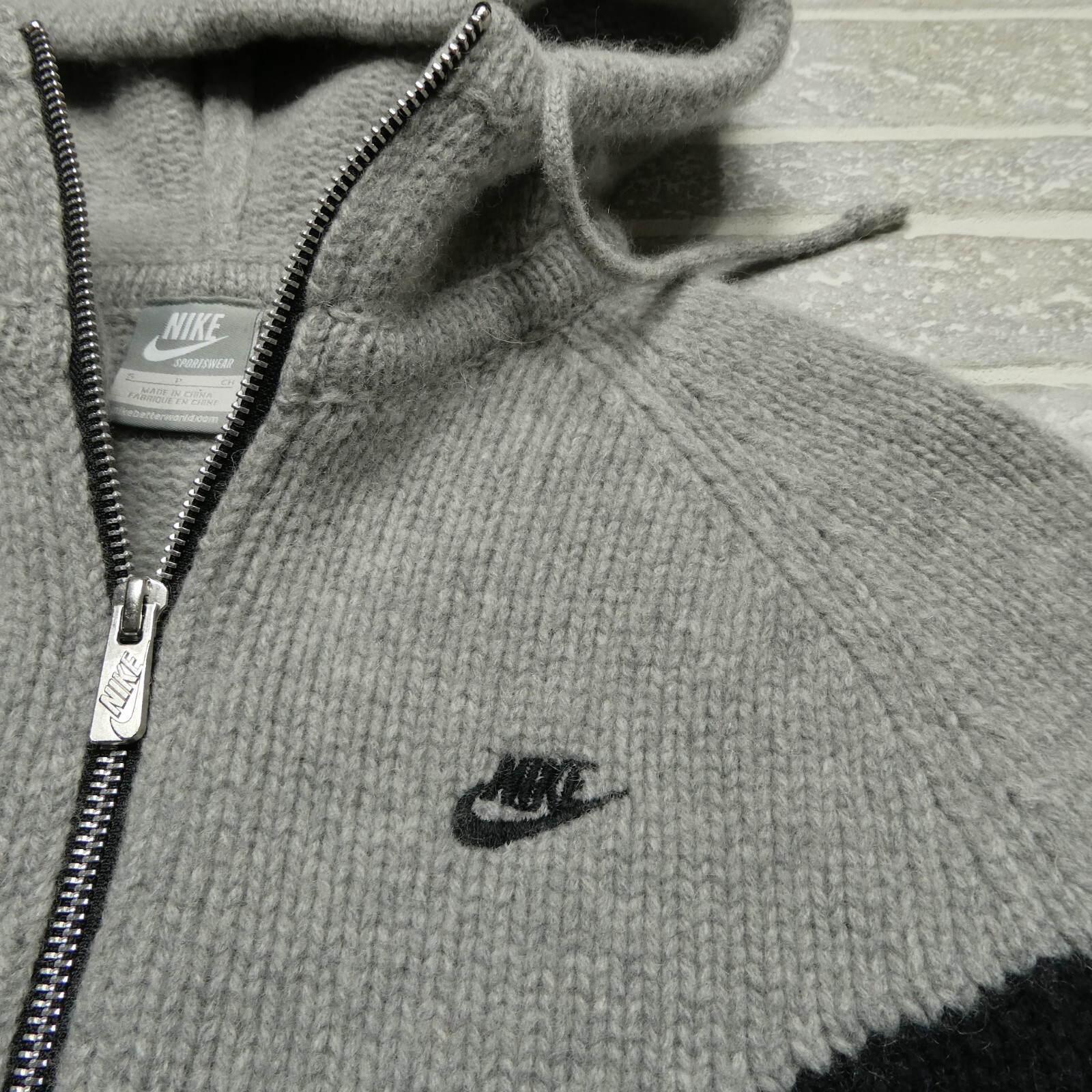 SACAI X NIKE Giacca maglione Nike con cappuccio taglia S misto lana full zip logo ricamato swoosh