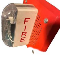 CERBERUS PYROTRONICS SS25-15/75 WALL SPEAKER STROBE