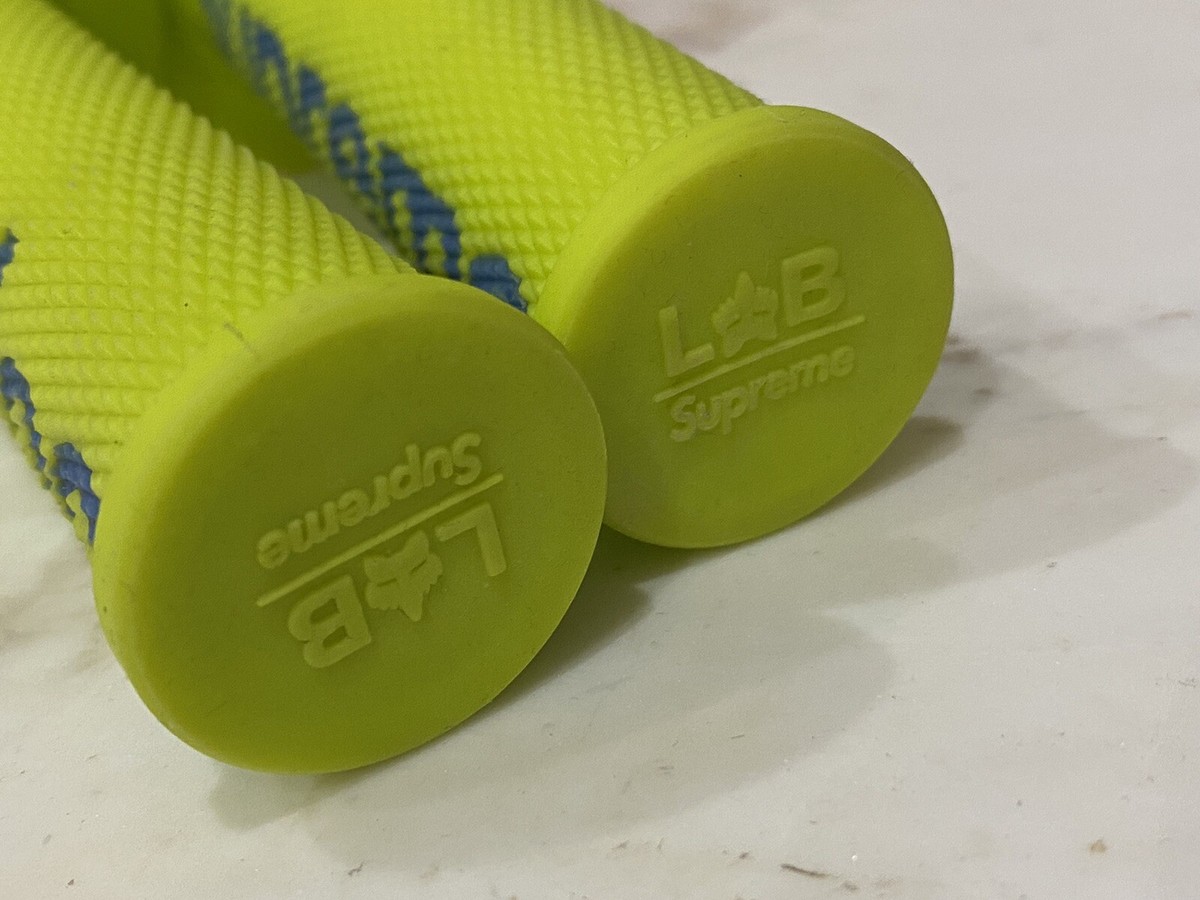GENUINE x SUPREME FOX RACING MOTO HAND GRIP YELLOW MOTO HAND GENUINE x SUPREME FOX RACING MOTO HAND GRIP YELLOW MOTO HAND