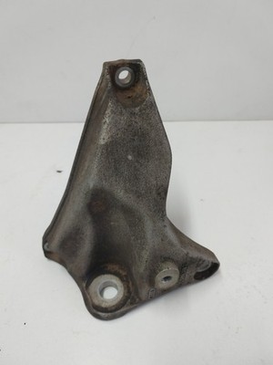 Audi A8 D2 Getriebehalter 4D0399108D
