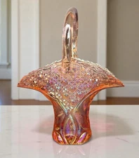 L.E. Smith VTG Carnival Iridescent Pink Wedding Bridal Basket Buttons Stars MINT