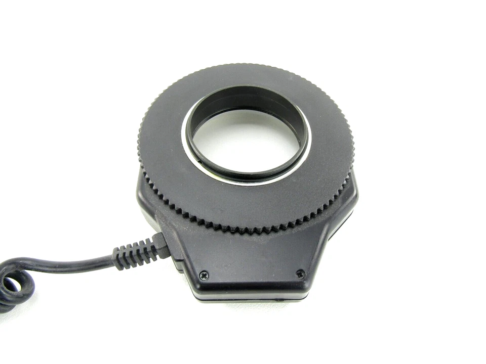 Bower SFDRF Digital Macro Ring Flash w/ 3 Adapters & Owner's Manual - Image 3 of 4